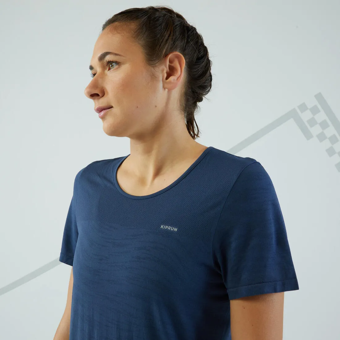 Women's Seamless Running& Trail Running T-Shirt-KIPRUN Run 500 Comfort