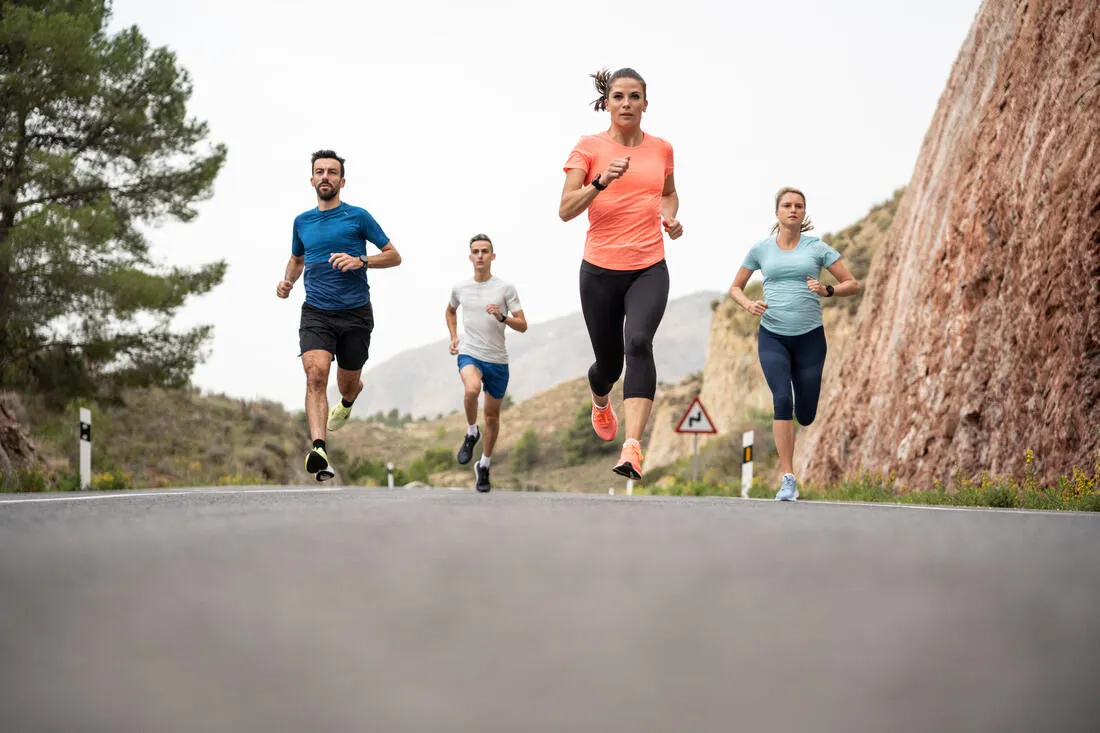 Women's Seamless Running& Trail Running T-Shirt-KIPRUN Run 500 Comfort