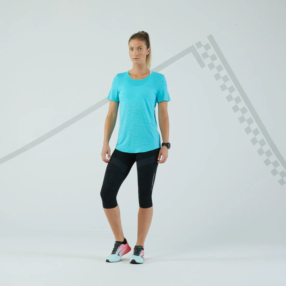 Women's Seamless Running& Trail Running T-Shirt-KIPRUN Run 500 Comfort