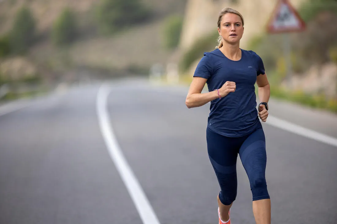 Women's Seamless Running& Trail Running T-Shirt-KIPRUN Run 500 Comfort